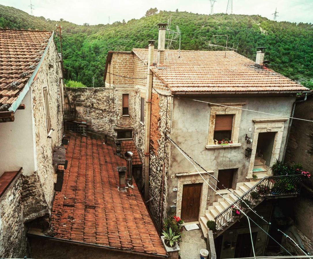 Villa La Residenza Dei Papi Papigno Exterior foto