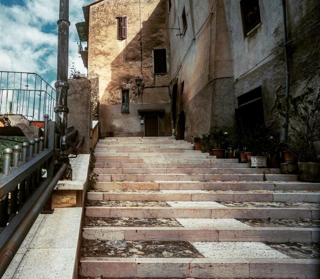 Villa La Residenza Dei Papi Papigno Exterior foto